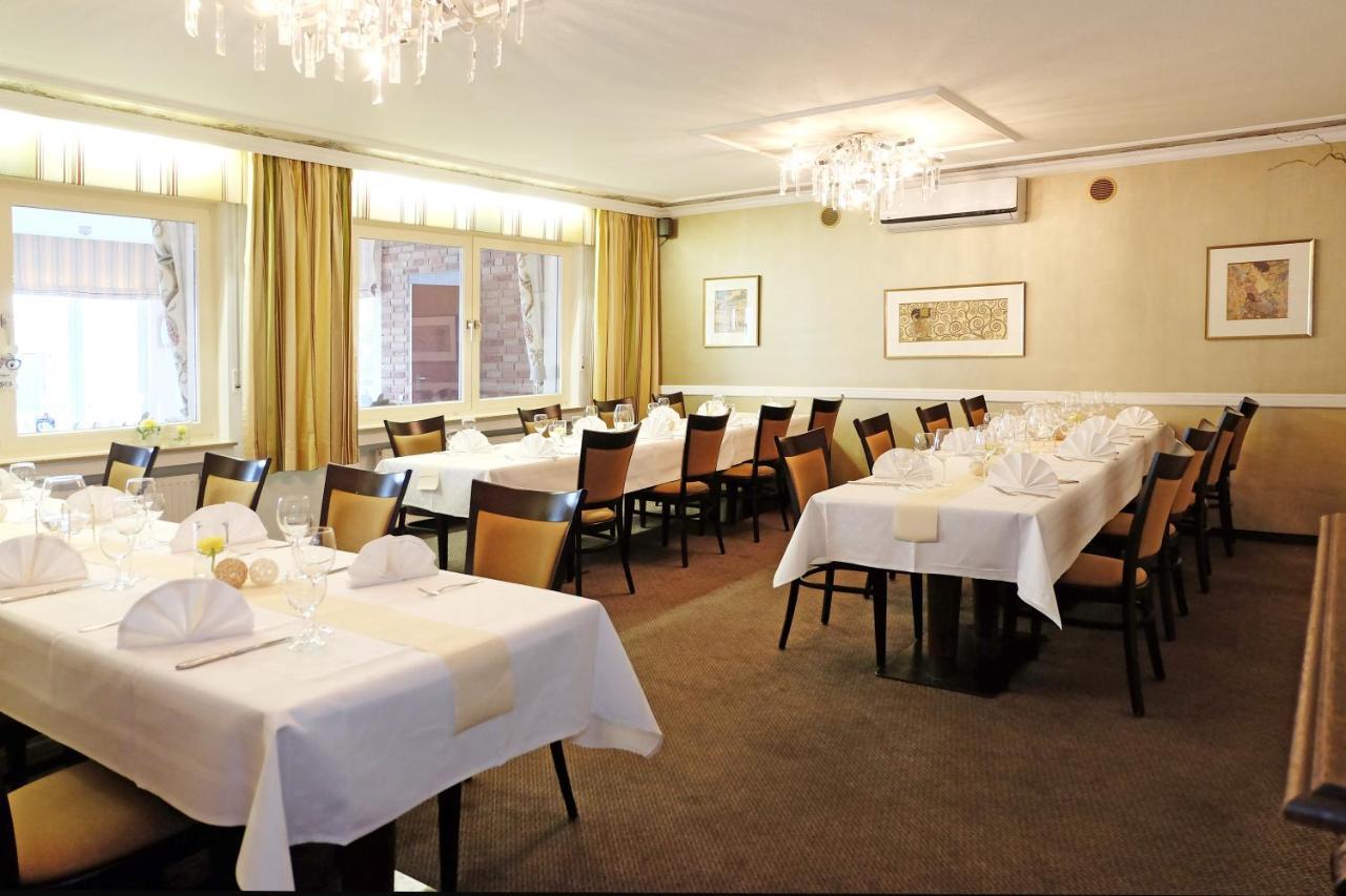Hotel Mennicken Wurselen Luaran gambar