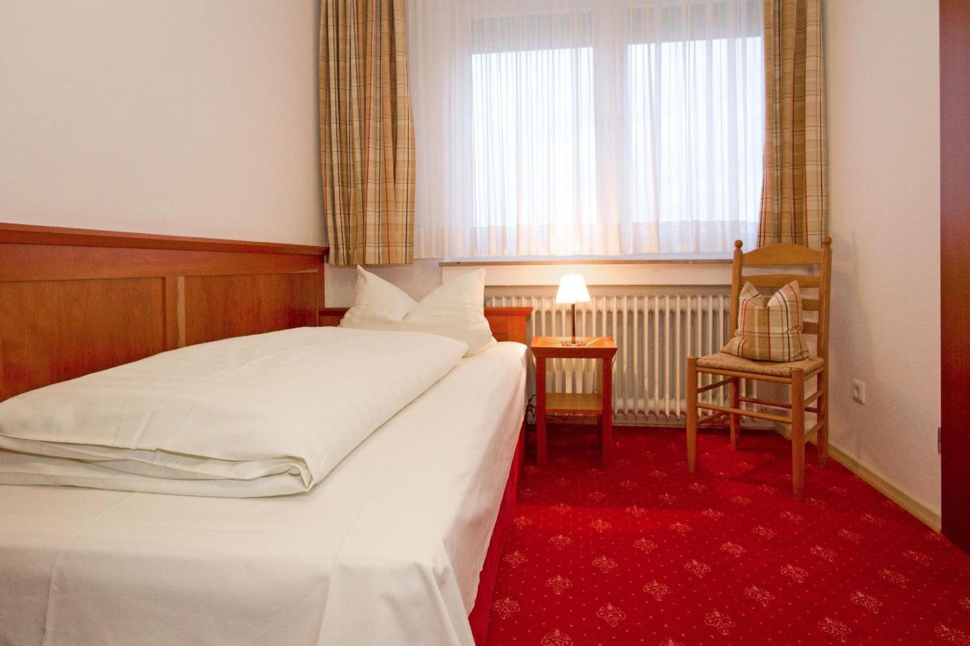 Hotel Mennicken Wurselen Luaran gambar