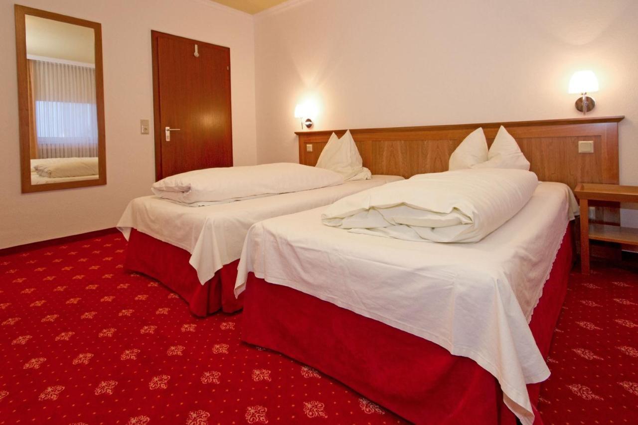 Hotel Mennicken Wurselen Bilik gambar